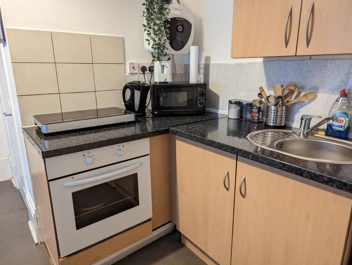 1 Bedroom Studio In A Supurb Area Of Cardiff Exterior photo